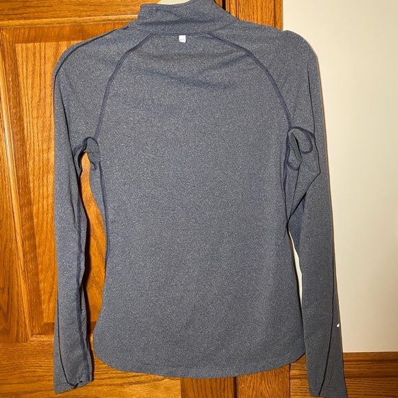 Women’s Nike Element Dri-Fit Half-Zip, Slate Gray - Picture 2 of 6